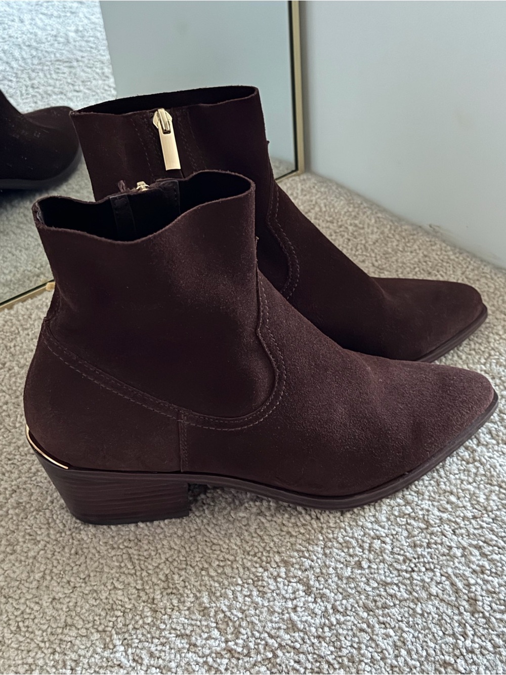 Steve Madden Chocolate Brown Suede Ankle Booties with Gold Zip Accent Size 8